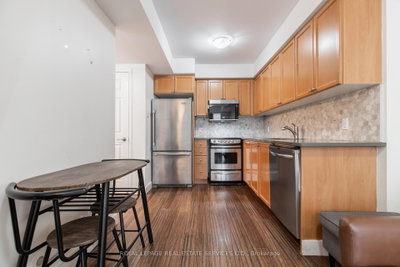4975 Southampton Mississauga,ON L5M 8E1 — Photo 14