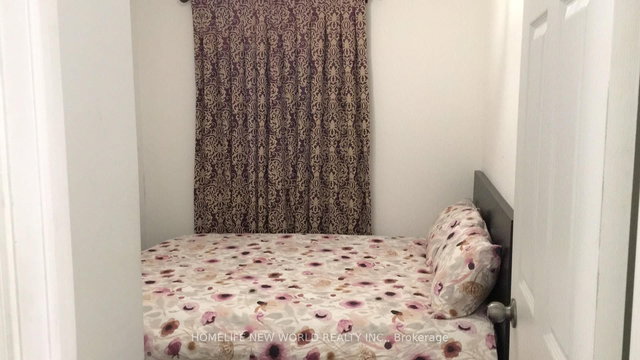 202 - 2466 St Clair Avenue W