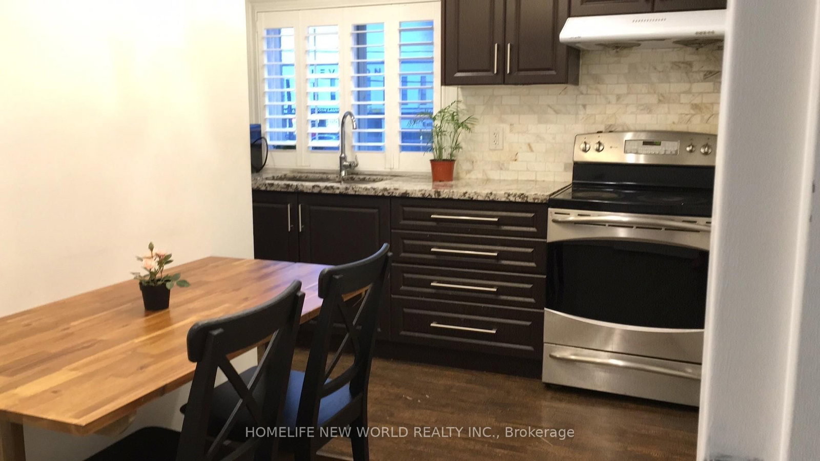 2466 St Clair Avenue W, Unit 202 - Photo 3