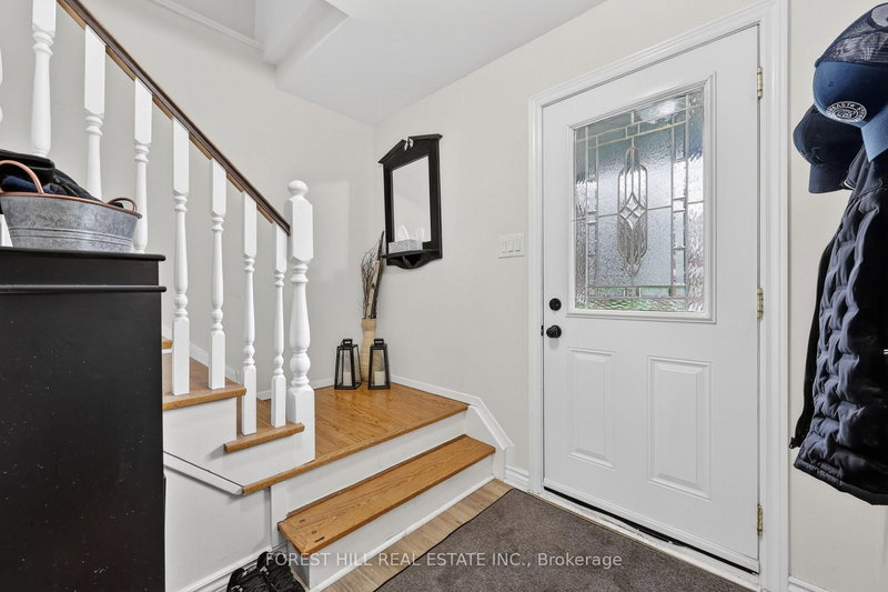 172 Ellwood Dr E, Caledon, L7E 1Z1 | Image 3