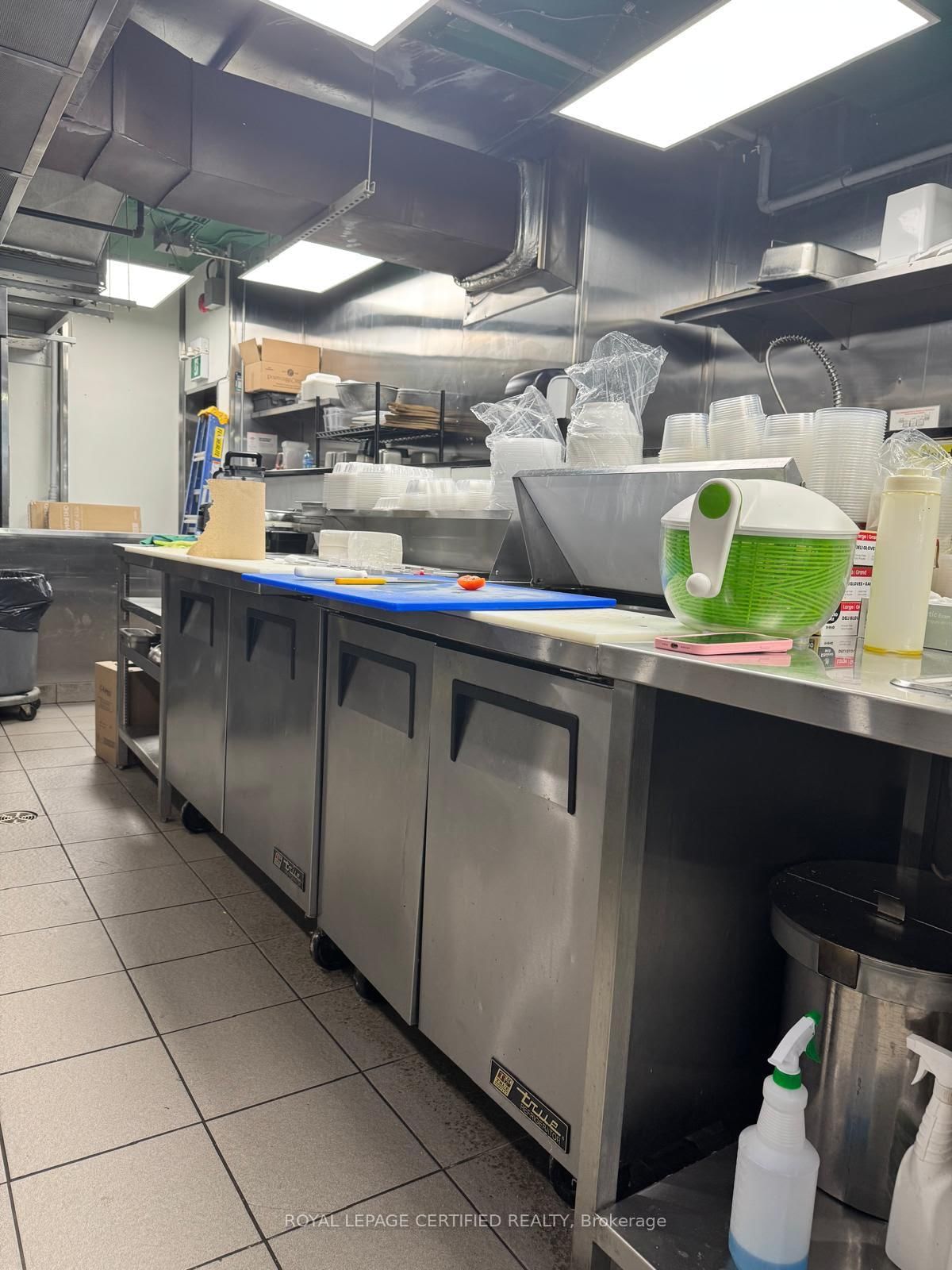 1178 The Queensway - Photo 6