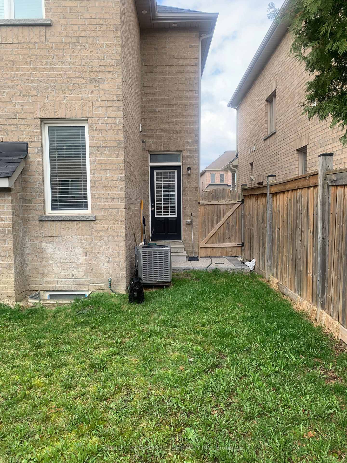 70 Campwood Crescent - Photo 13