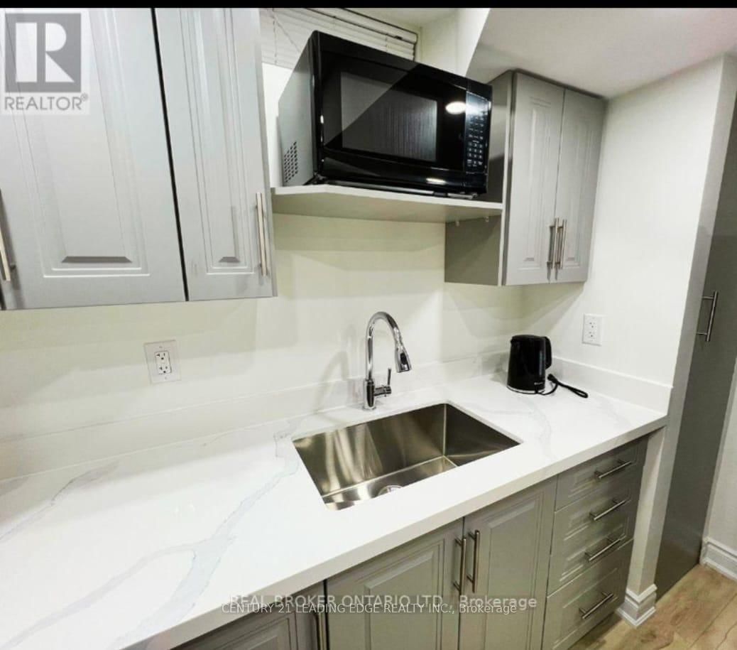 70 Campwood Crescent - Photo 7