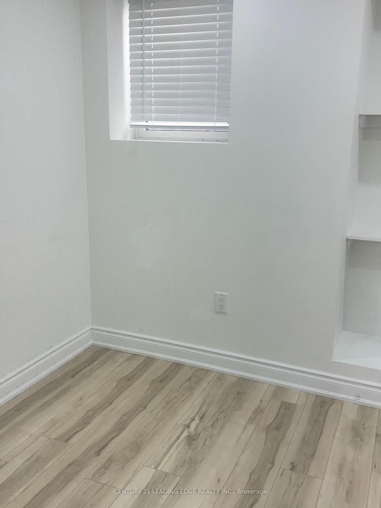 70 Campwood Crescent - Photo 8