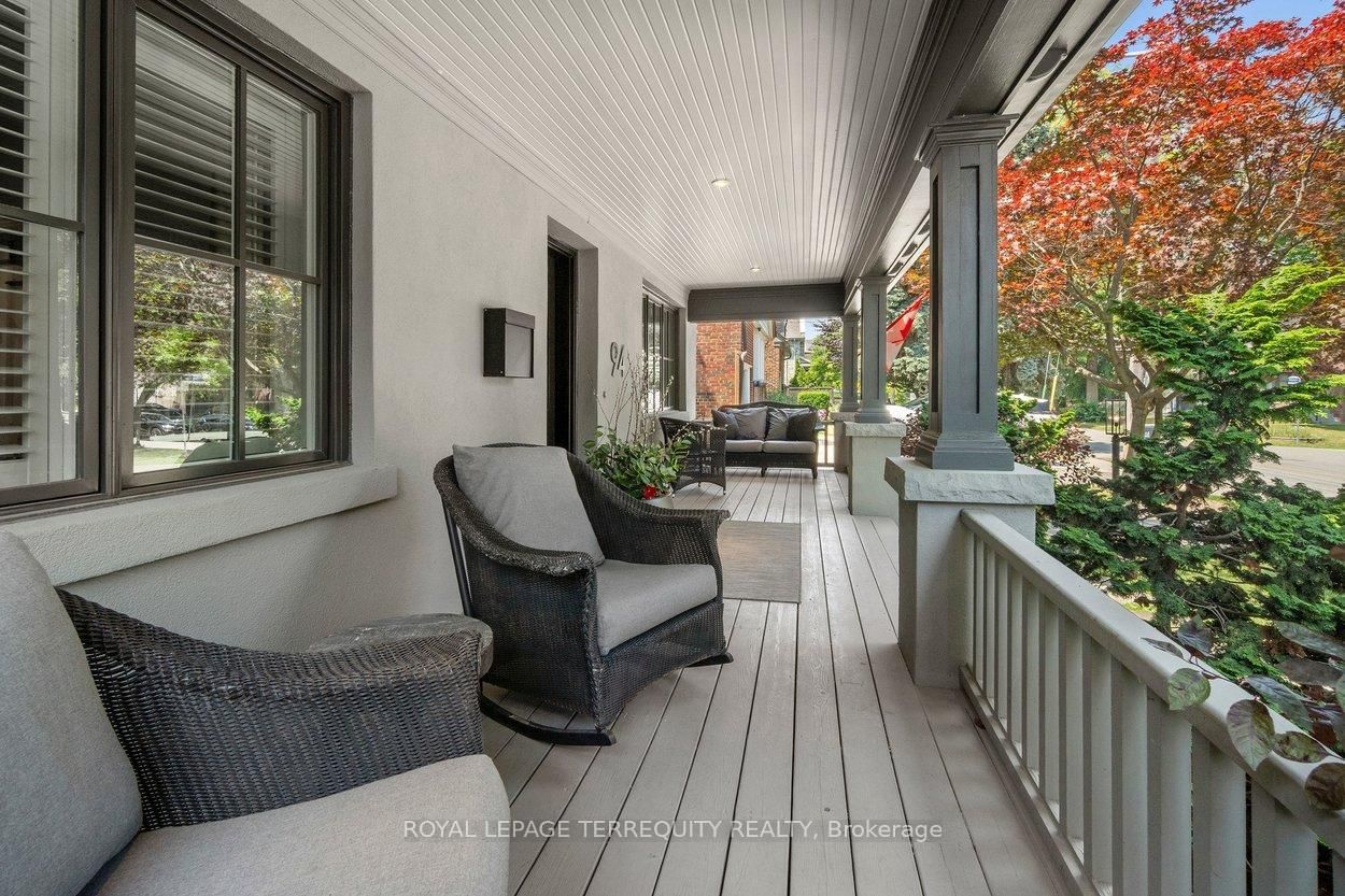 Detached House for sale at 94 Kingsway Crescent, Toronto, Ontario, M8X 2R9 - Kingsway South - MLS: W13024008