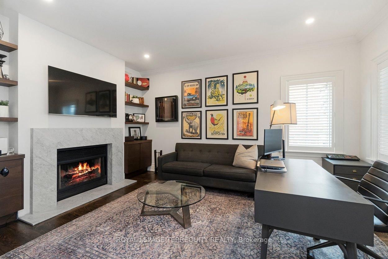 Detached House for sale at 94 Kingsway Crescent, Toronto, Ontario, M8X 2R9 - Kingsway South - MLS: W13024008