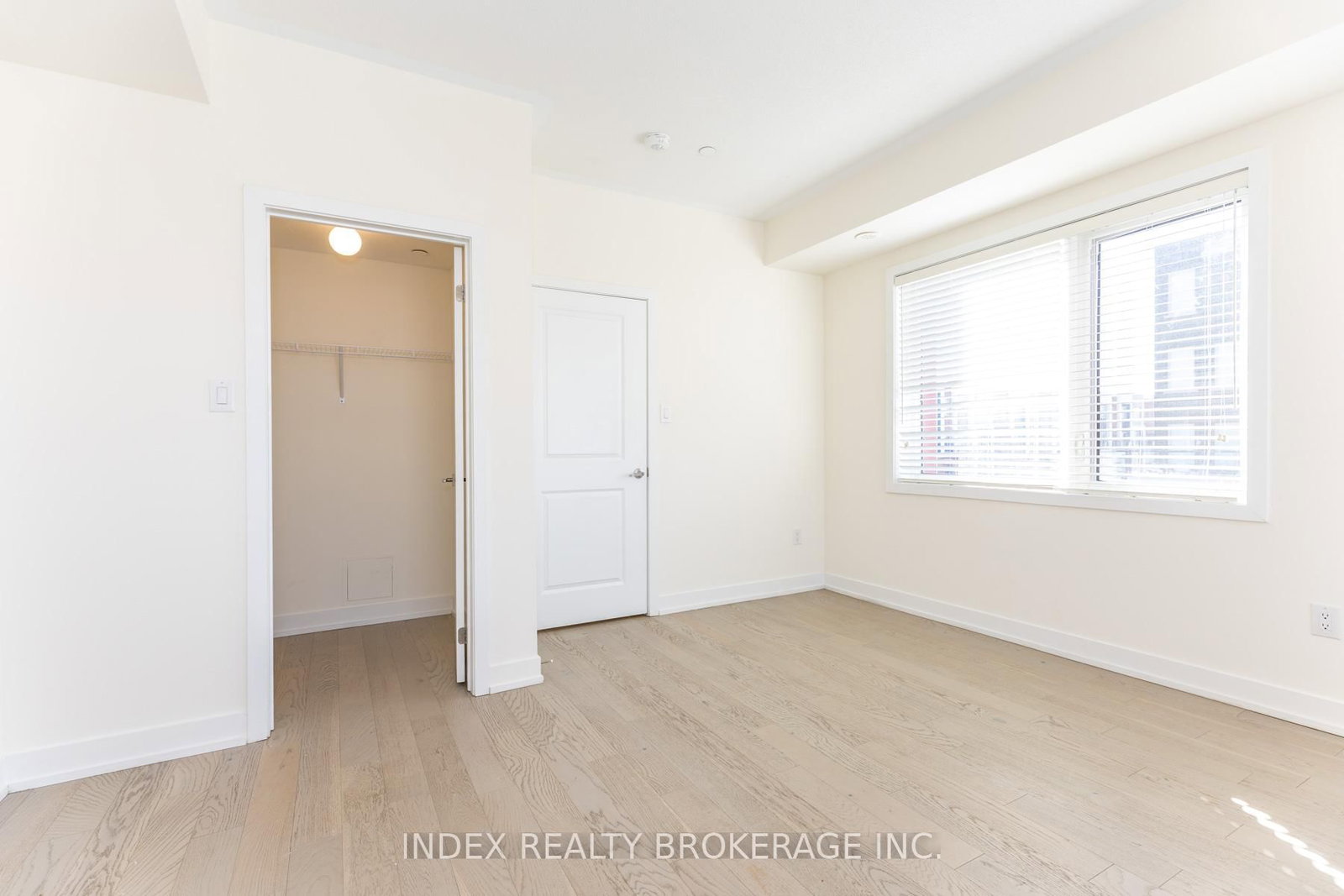 82 William Duncan Road - Photo 17