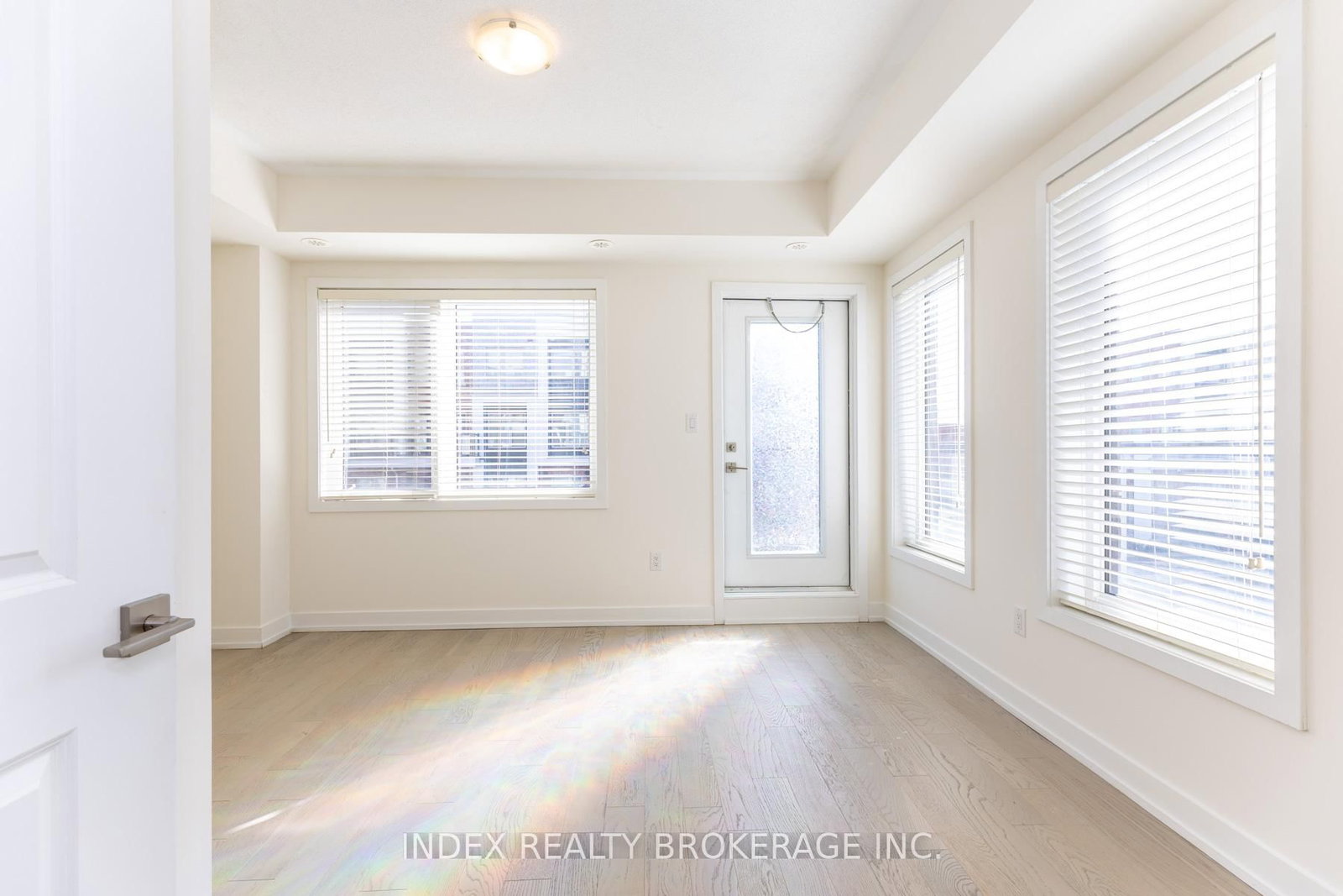 82 William Duncan Road - Photo 19