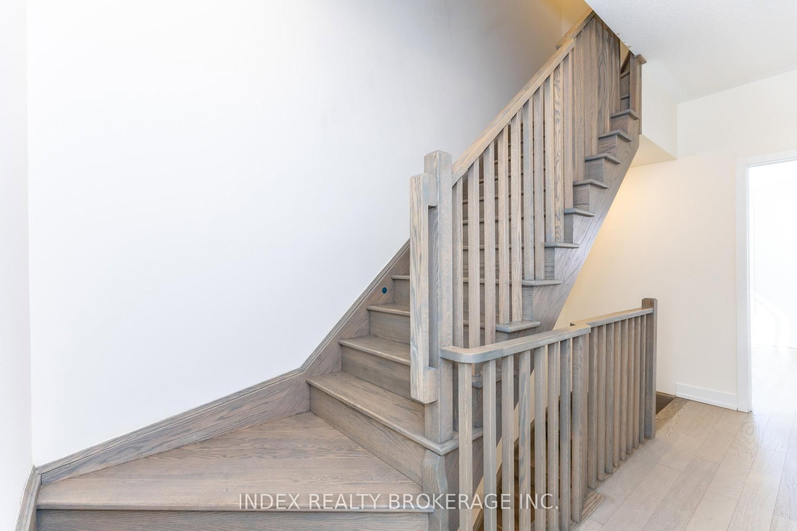 82 William Duncan Road - Photo 24