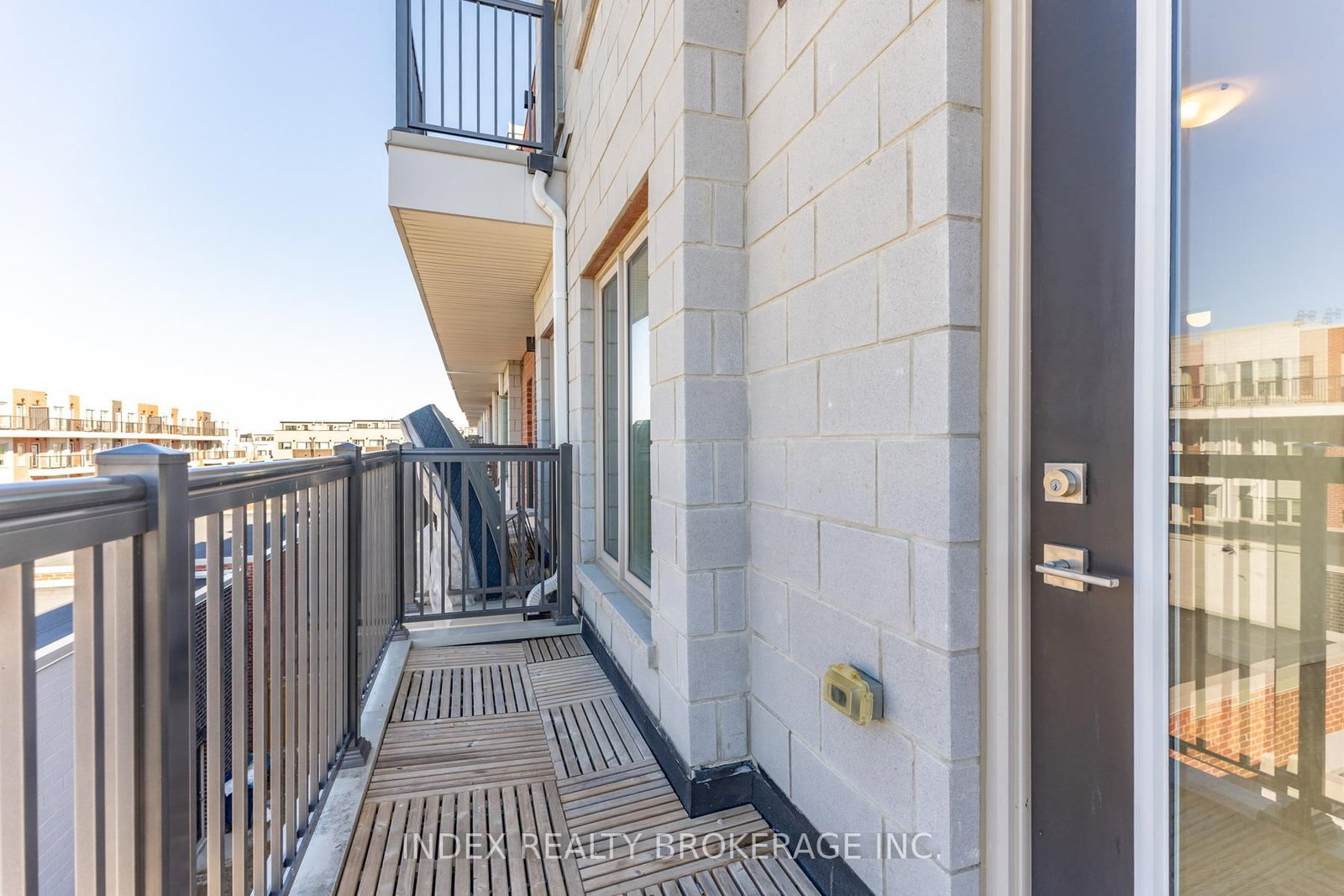 82 William Duncan Road - Photo 30