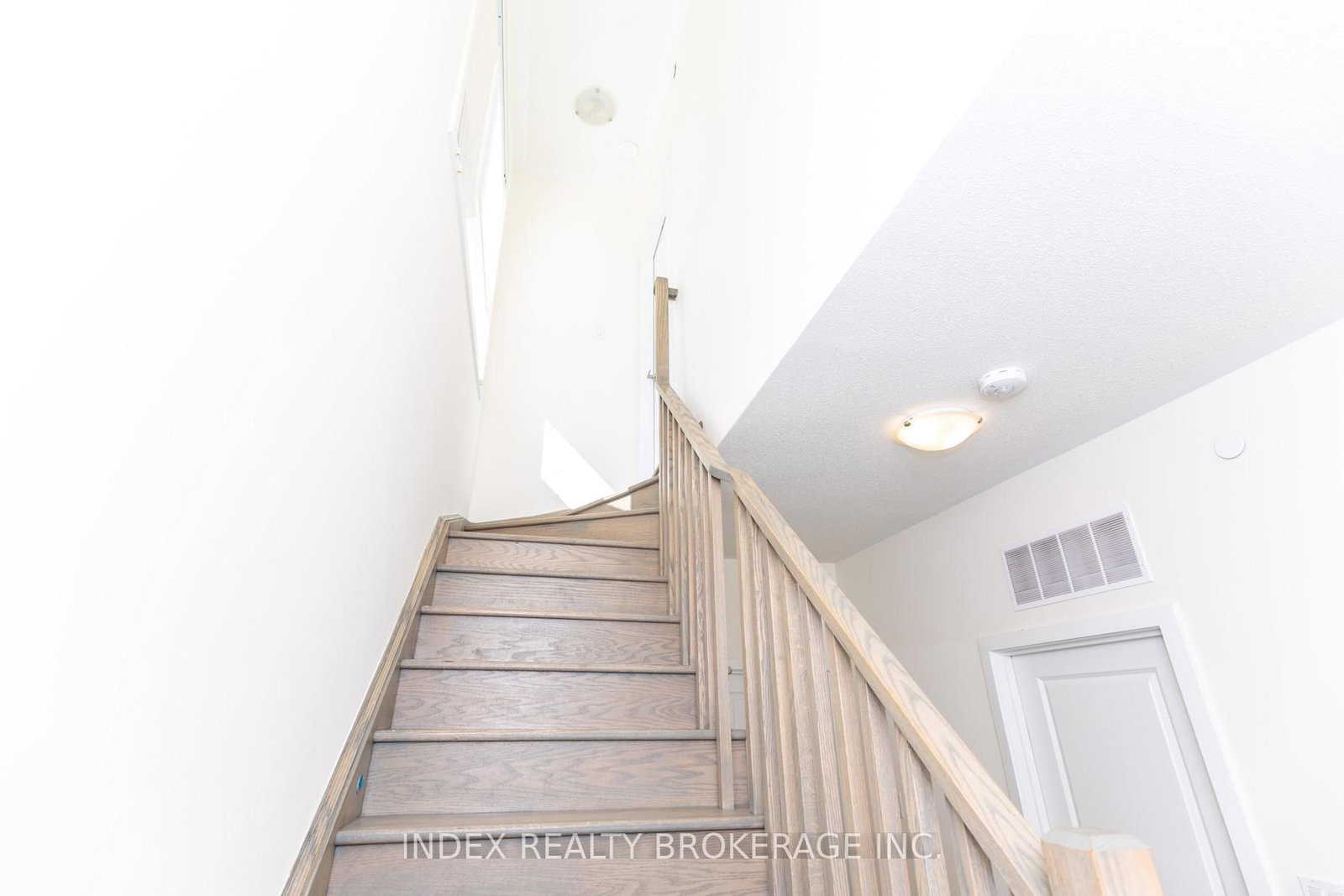 82 William Duncan Road - Photo 34