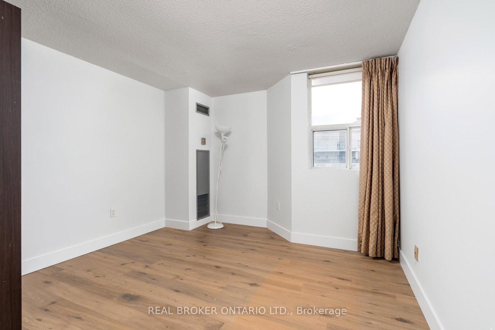 3845 Lake Shore Boulevard W, Unit 1601 - Photo 12
