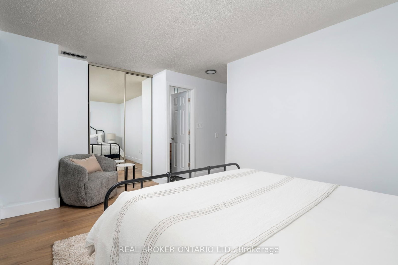 3845 Lake Shore Boulevard W, Unit 1601 - Photo 17