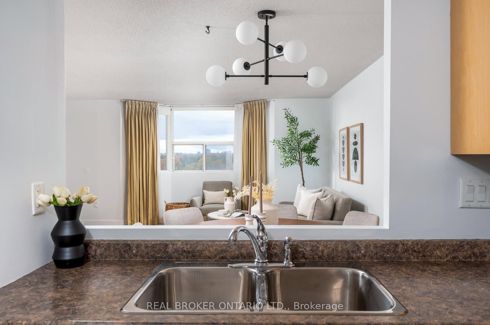 3845 Lake Shore Boulevard W, Unit 1601 - Photo 8