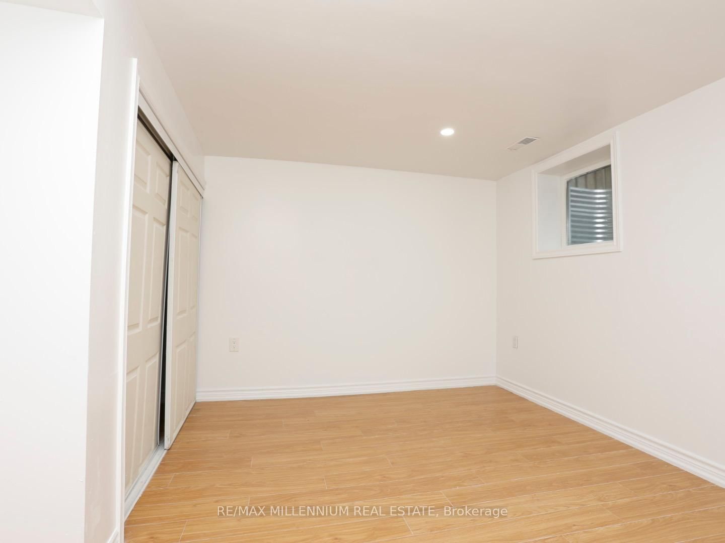 6482 Chaumont Crescent, Unit Lower - Photo 8