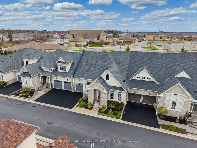 26 Garrison Sq, Halton Hills, L7G 0B9 | Image 2