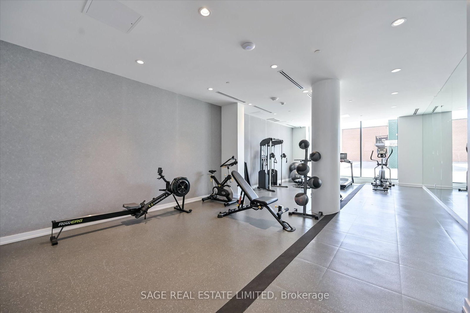 6 Chartwell Road, Unit 509 - Photo 28