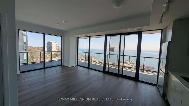 704 - 2075 Lakeshore Rd, Burlington, L7R 0H3 | Image 3