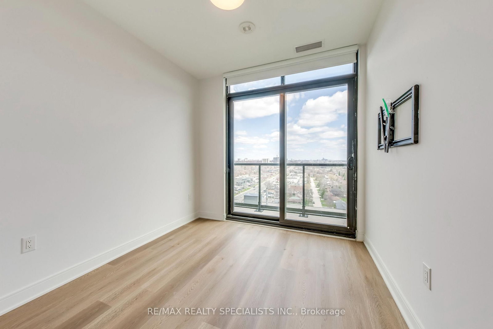 86 Dundas Street E, Unit 1711 - Photo 17