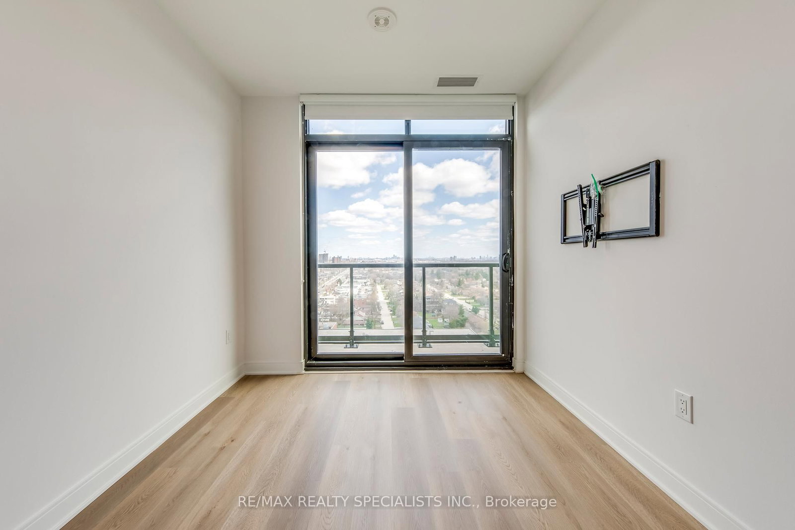 86 Dundas Street E, Unit 1711 - Photo 18