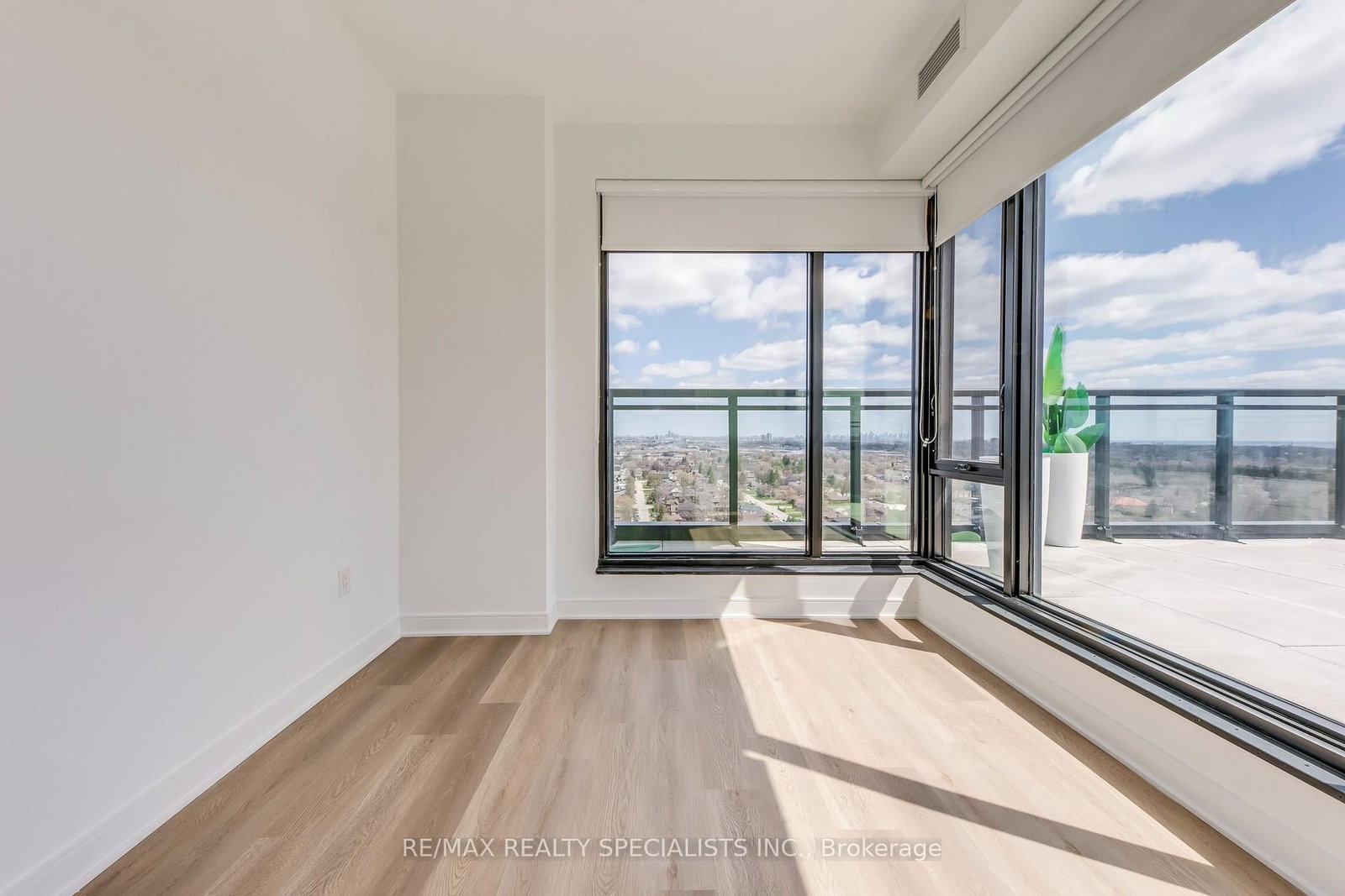 86 Dundas Street E, Unit 1711 - Photo 23