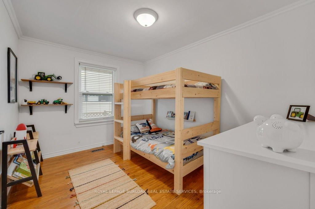 Detached House for sale at 602 Stephens Crescent, Oakville, Ontario, L6K 1Y3 - West - MLS: W13024512