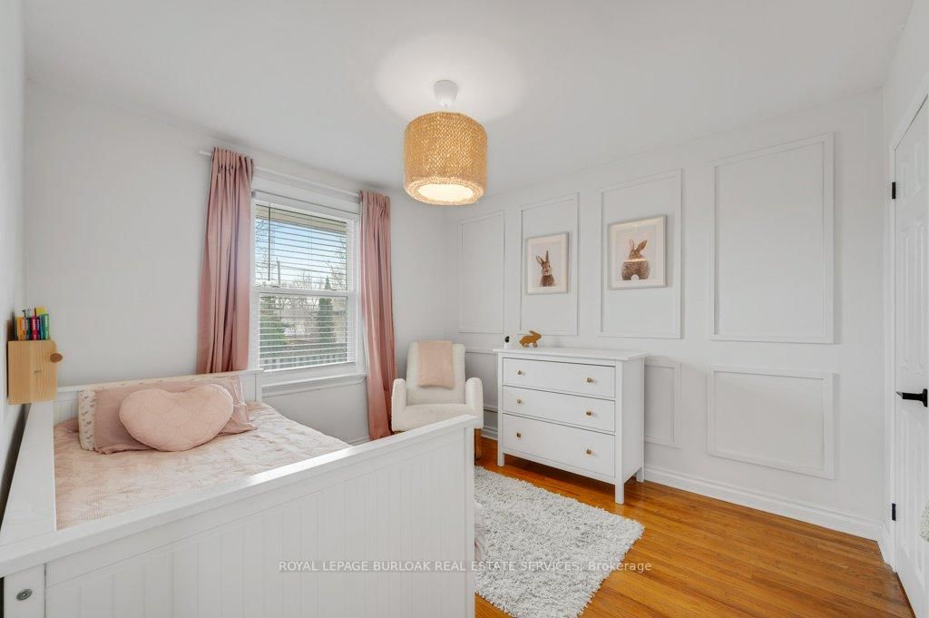 Detached House for sale at 602 Stephens Crescent, Oakville, Ontario, L6K 1Y3 - West - MLS: W13024512