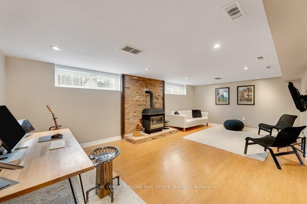 Detached House for sale at 602 Stephens Crescent, Oakville, Ontario, L6K 1Y3 - West - MLS: W13024512