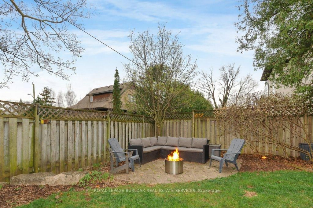 Detached House for sale at 602 Stephens Crescent, Oakville, Ontario, L6K 1Y3 - West - MLS: W13024512