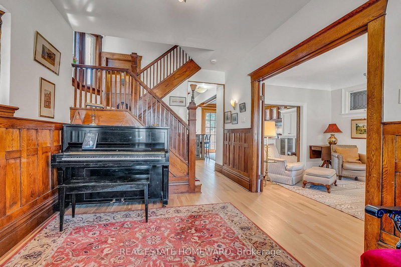 295 Wright Ave, Toronto, M6R 1L8 | Image 3