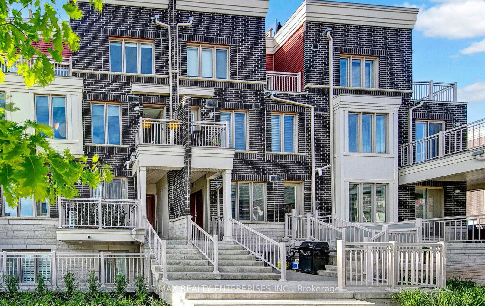 90 Eastwood Park Gardens, Unit 20 - Photo 18