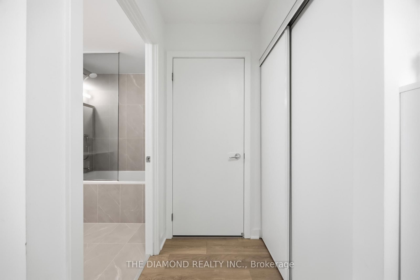 1037 The Queensway, Unit 307 - Photo 9