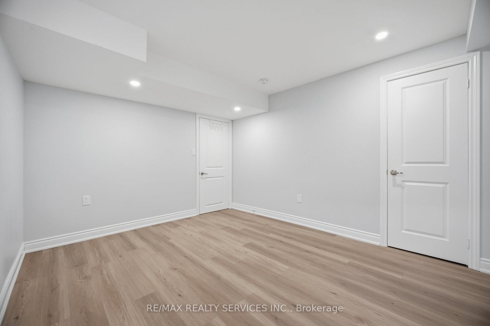 26 Gatherwood Terrace - Photo 10