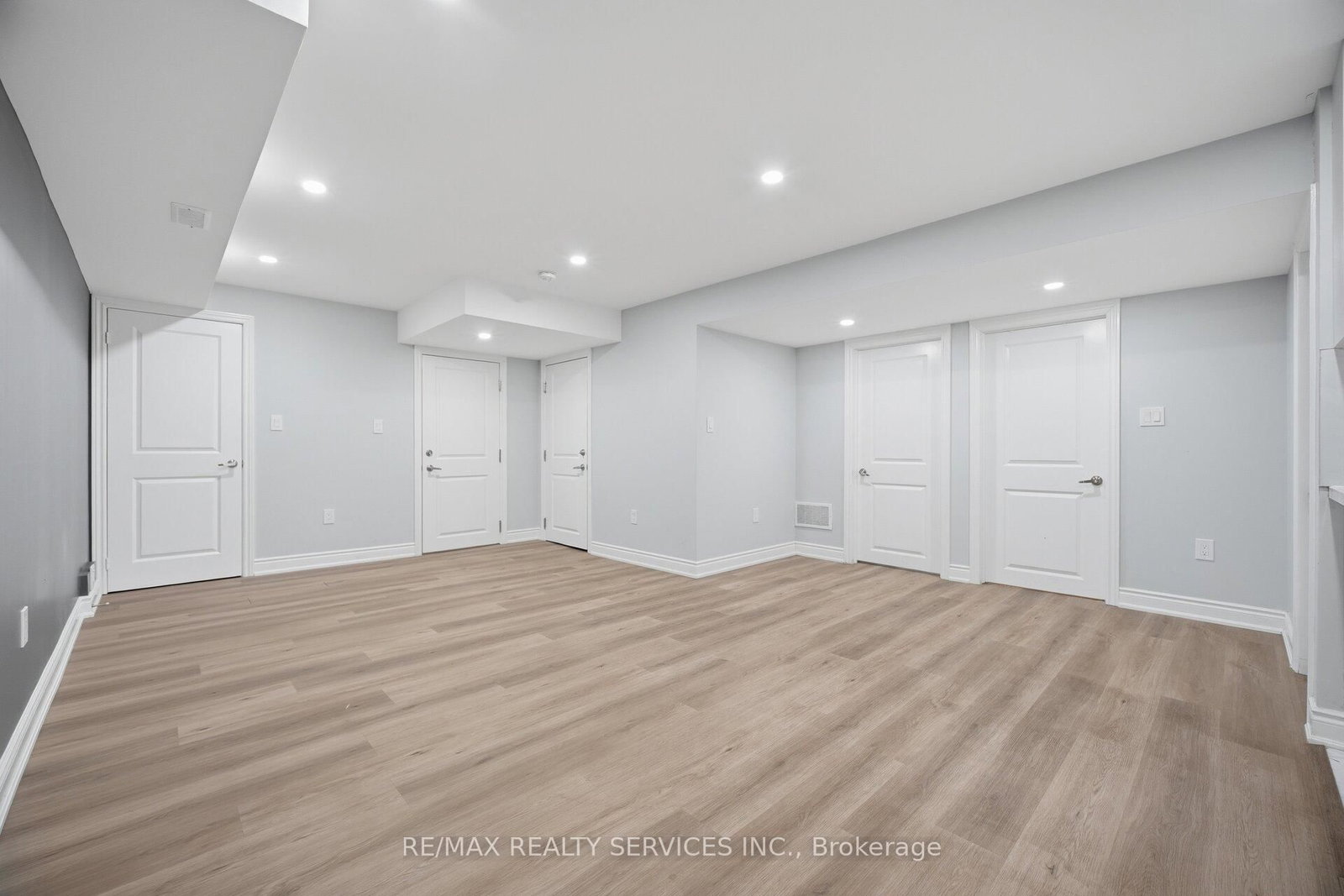 26 Gatherwood Terrace - Photo 3