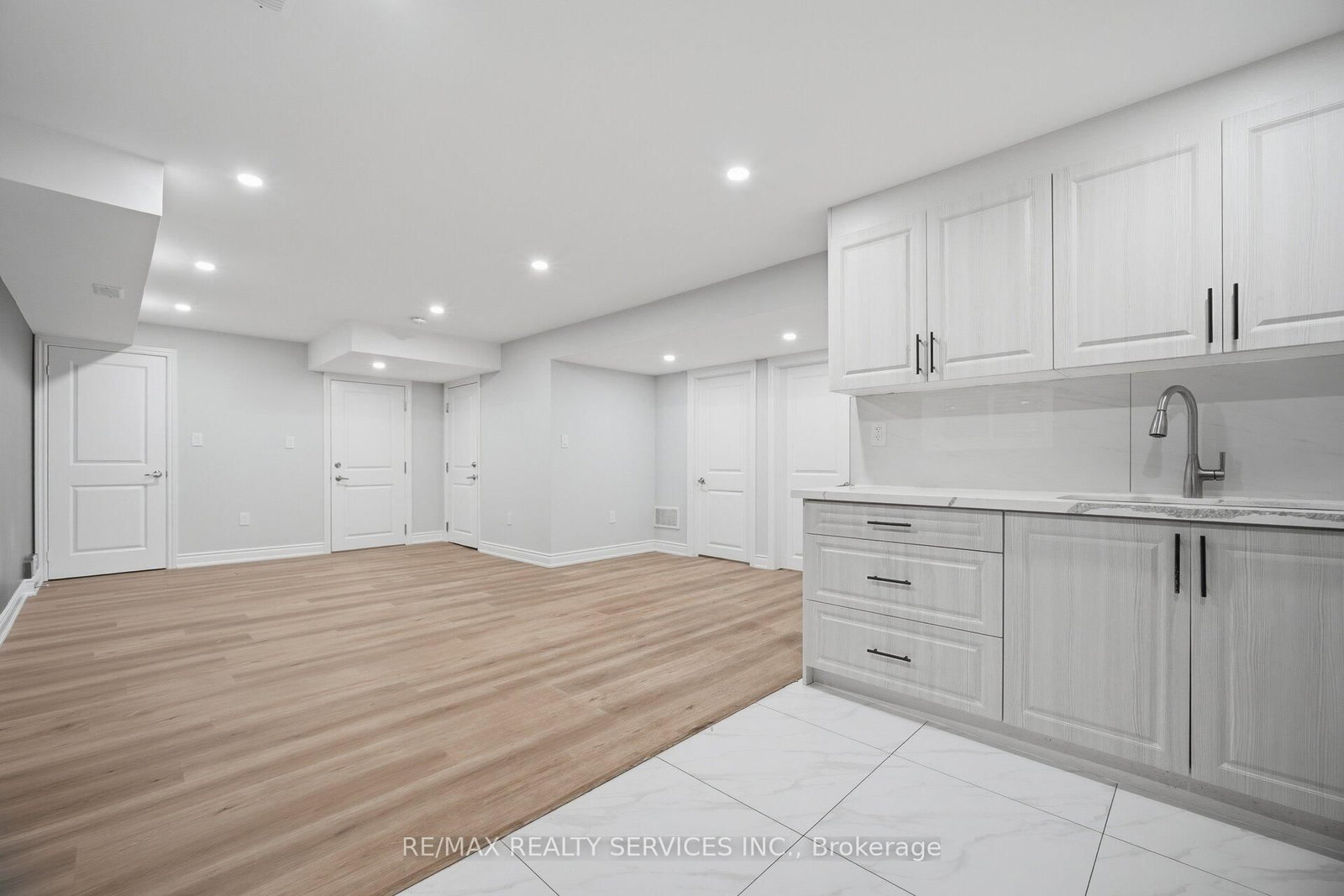 26 Gatherwood Terrace - Photo 7