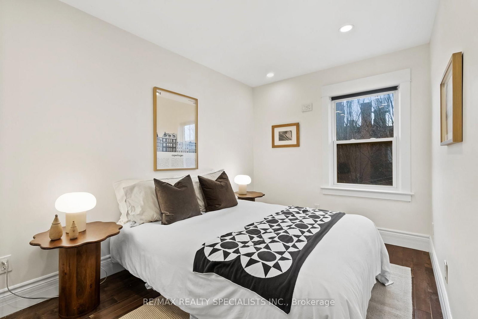 8 Primrose Avenue - Photo 25