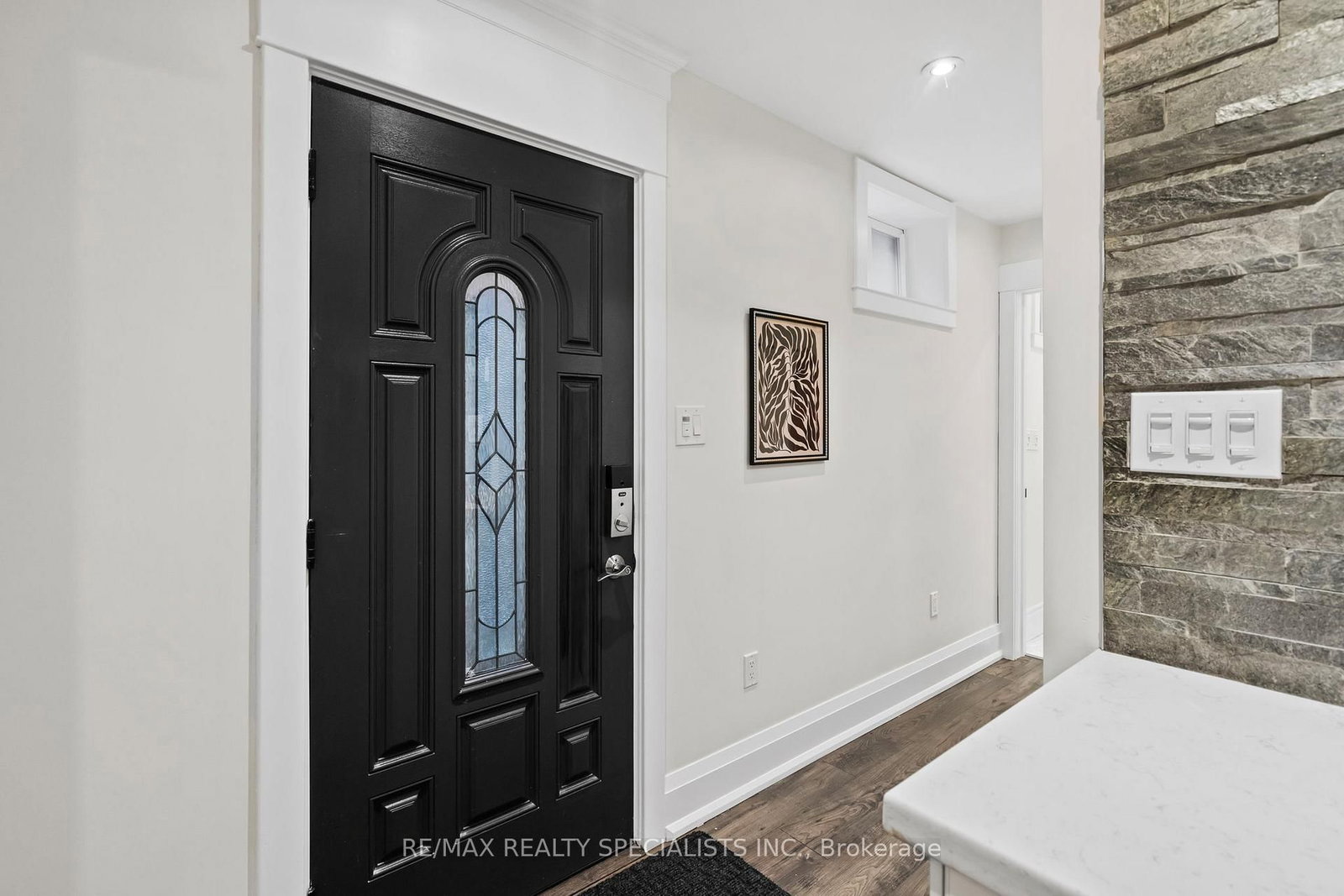 8 Primrose Avenue - Photo 36