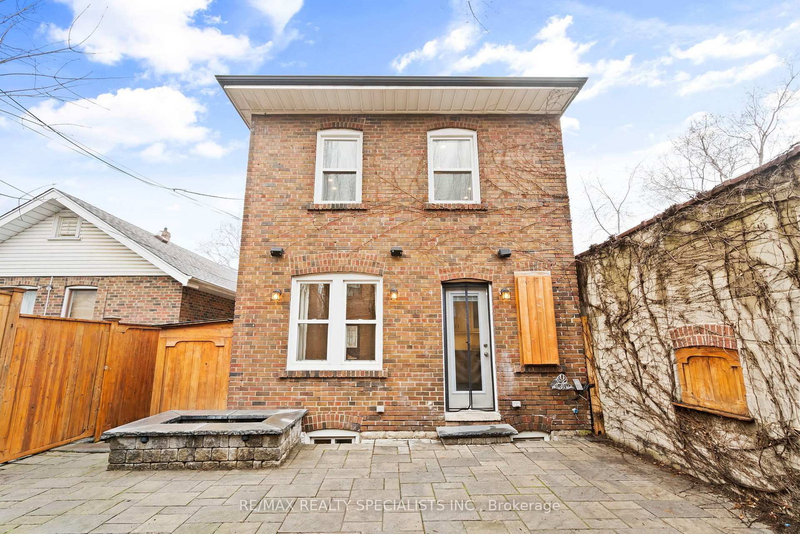 8 Primrose Avenue - Photo 39