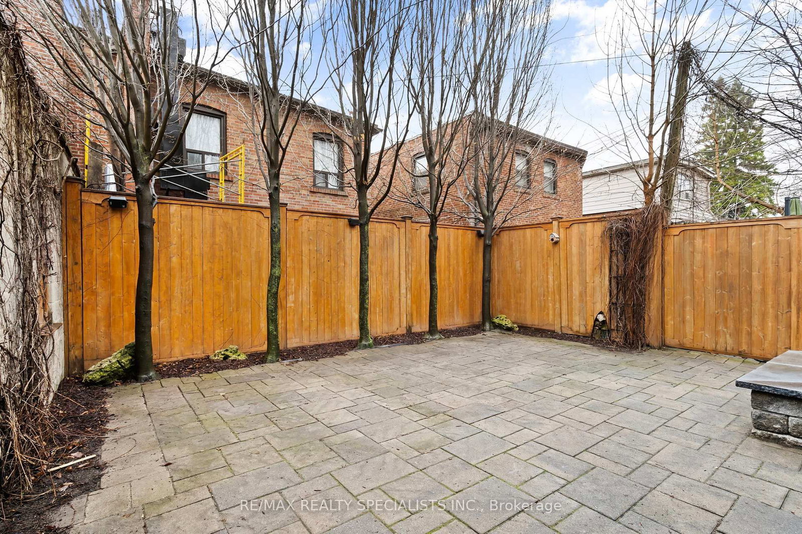 8 Primrose Avenue - Photo 40