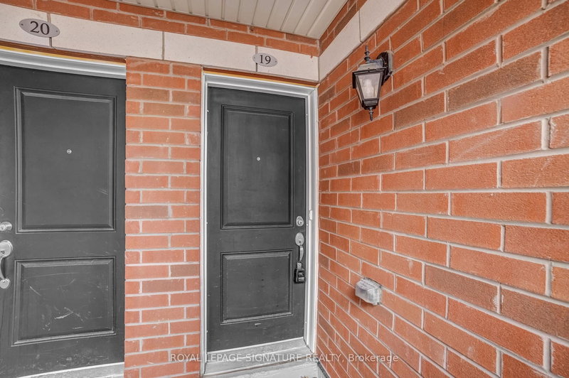 19 - 2492 Post Rd, Oakville, L6H 0G6 | Image 2