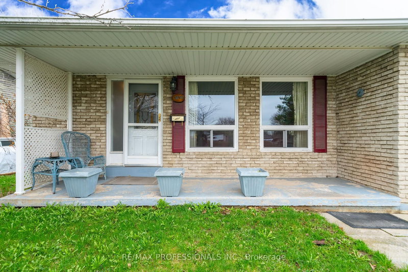 2679 Frankston Rd, Mississauga, L5L 1S3 | Image 3