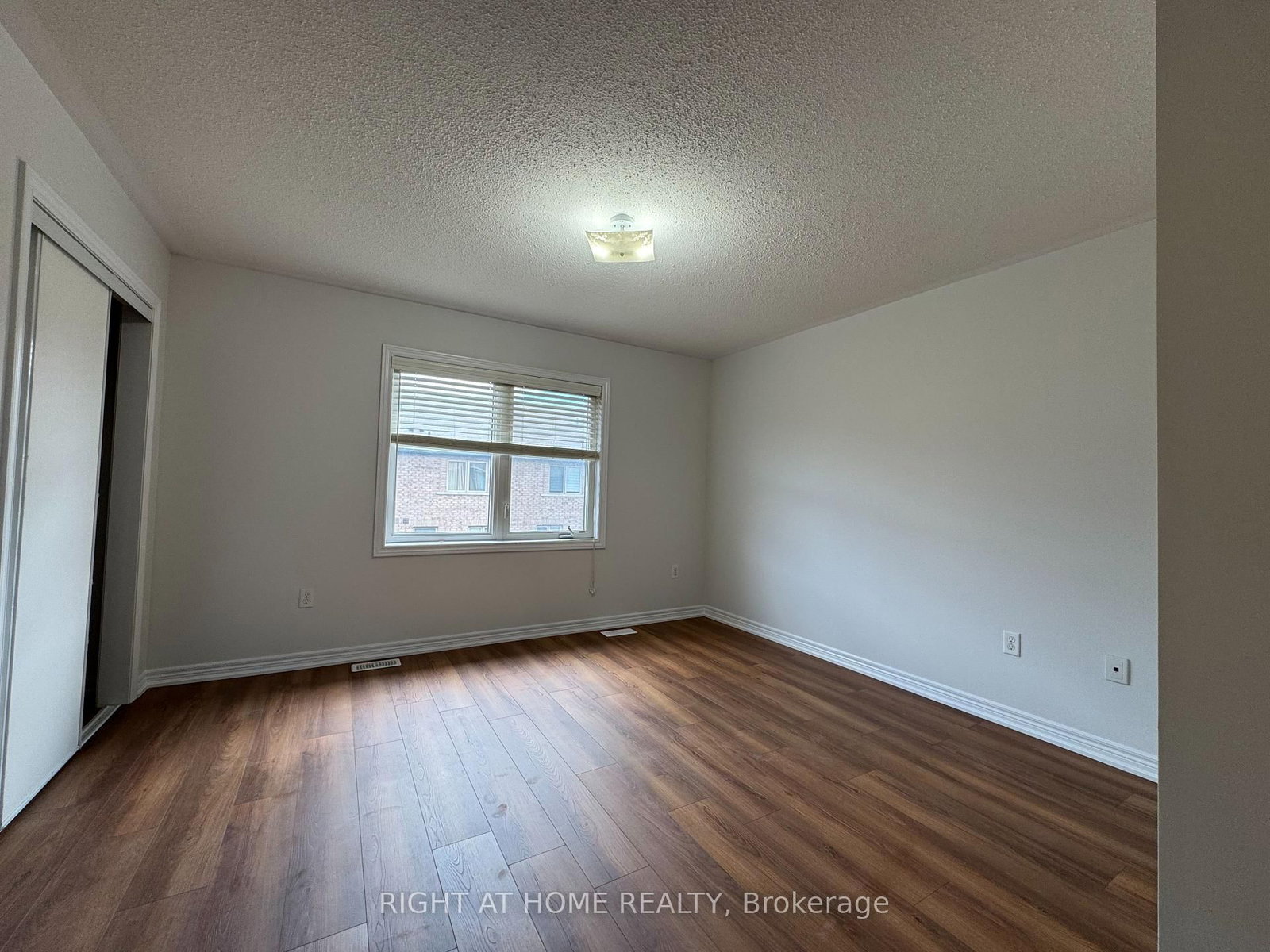 1433 Granrock Crescent - Photo 21