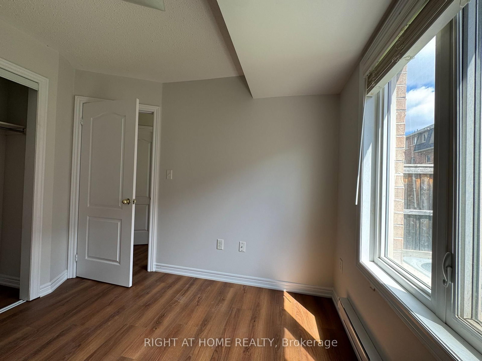 1433 Granrock Crescent - Photo 35