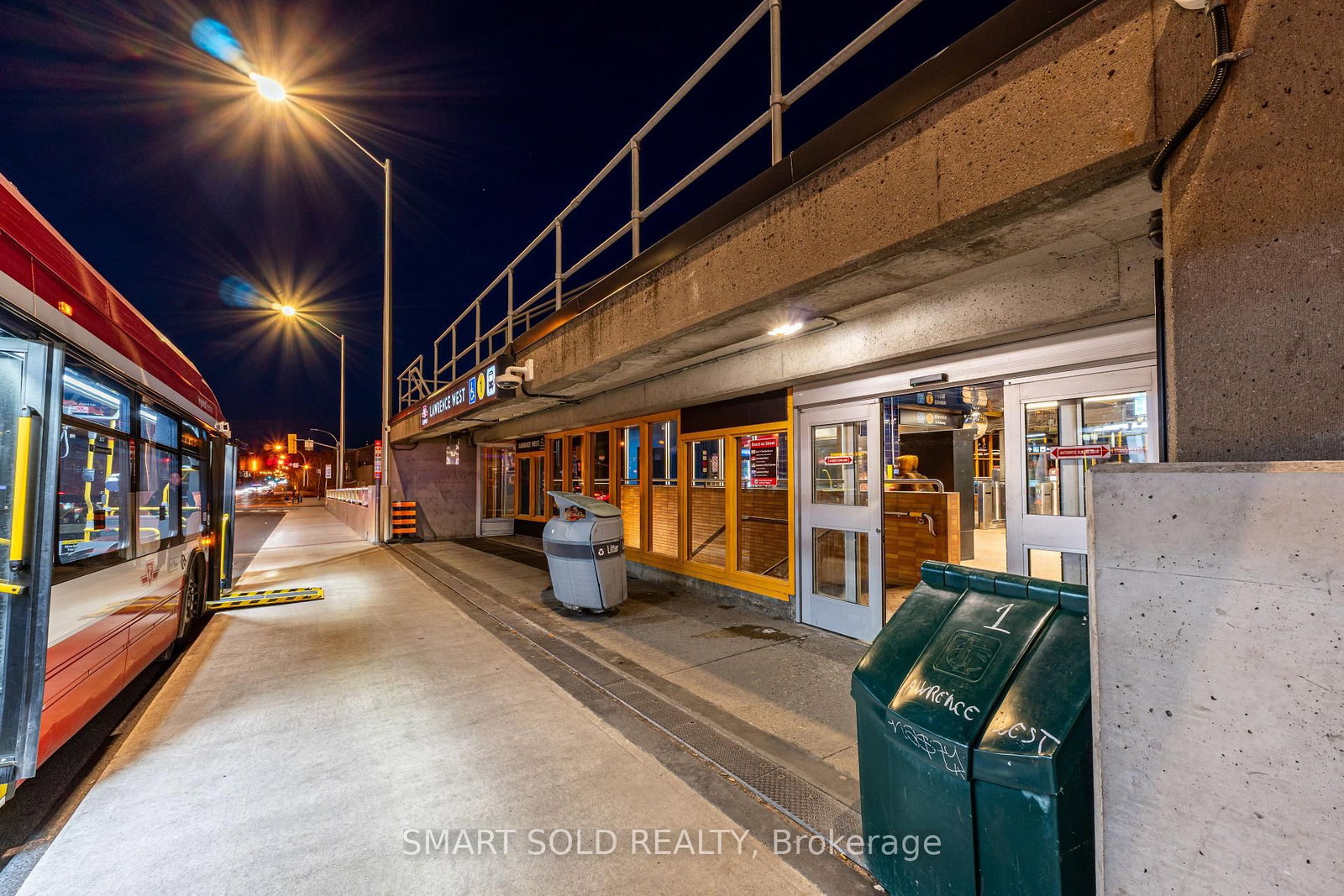 713 Lawrence Avenue W, Unit 14 - Photo 27