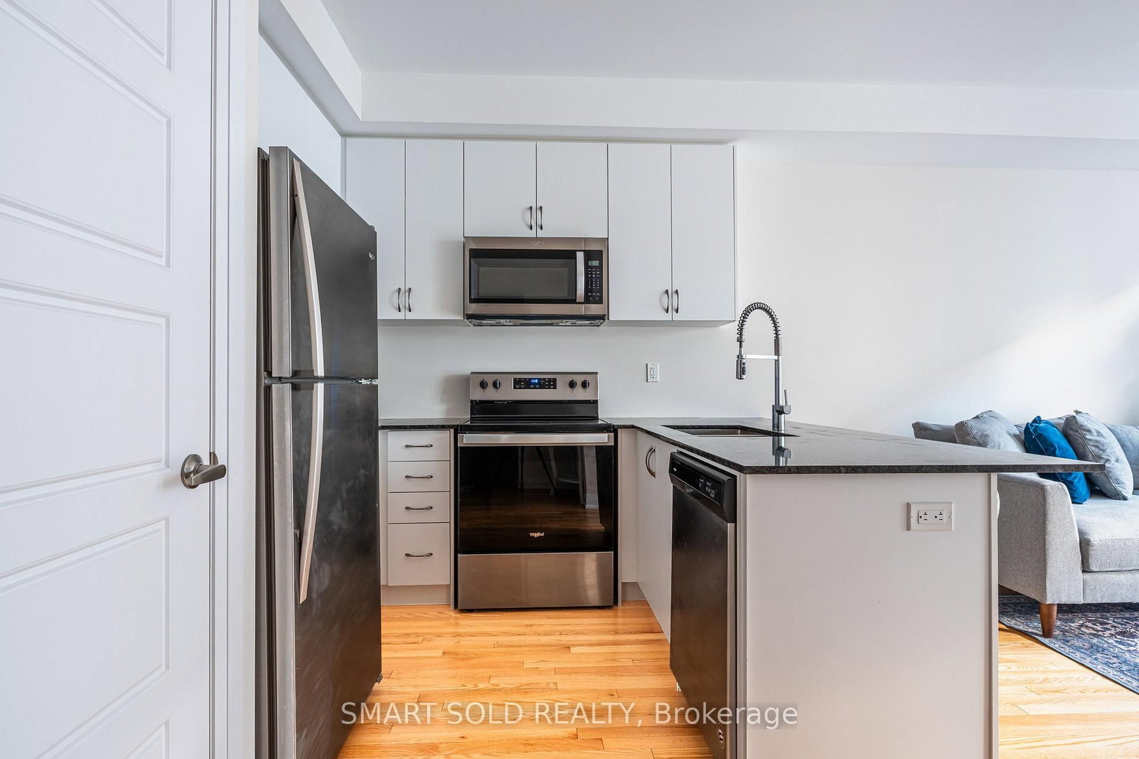 713 Lawrence Avenue W, Unit 14 - Photo 5