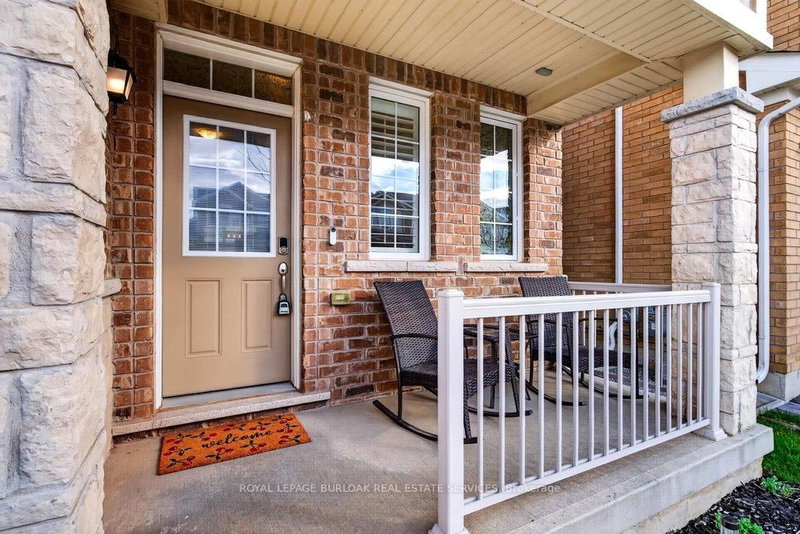 446 Grey Landing, Milton, L9E 0B3 | Image 3