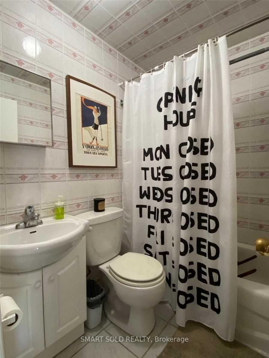 690 Gladstone Avenue, Unit 2nd Floor - Photo 10