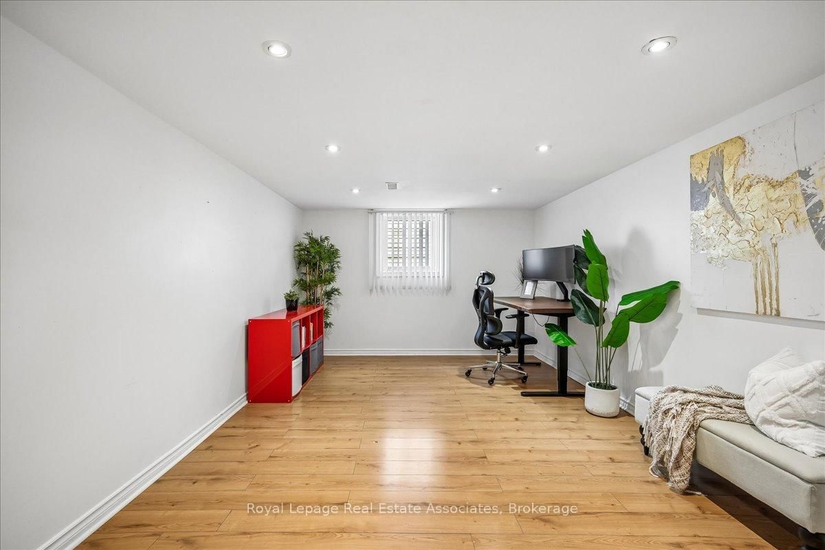 14 Cavell Avenue - Photo 28