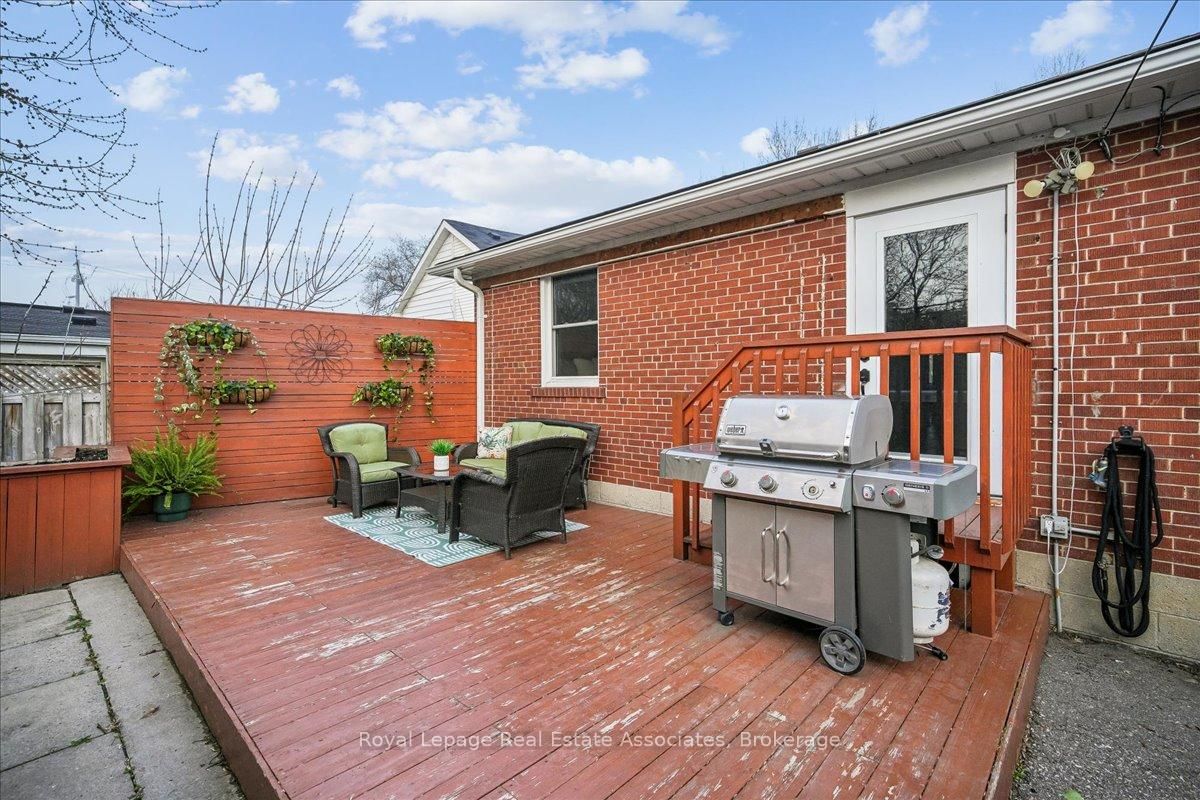 14 Cavell Avenue - Photo 38