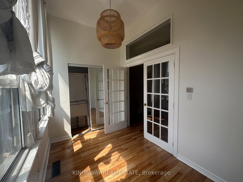 2A - 1504 Queen St W, Toronto, M6R 1A4 | Image 3